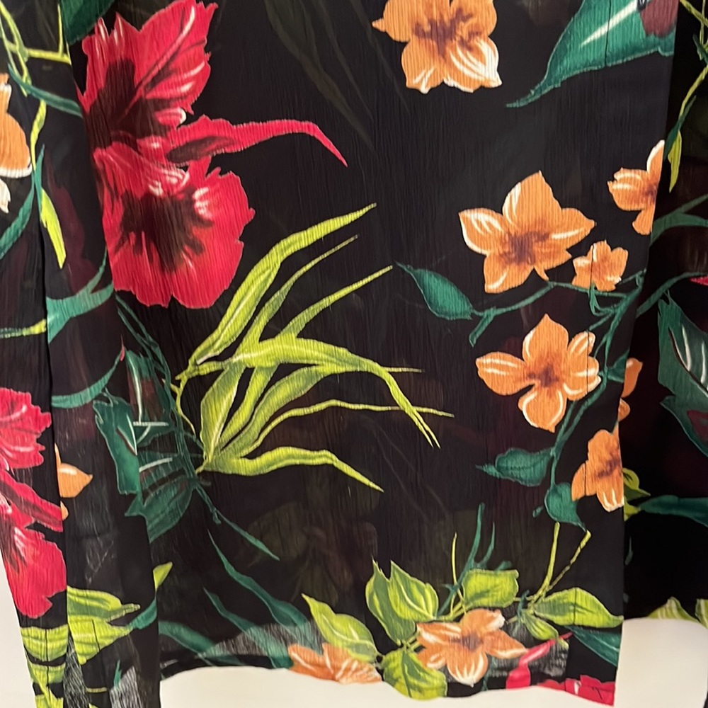 Gorgeous Susan Graver Black Floral Blouse/Jacket SizeXL - Picture 5 of 6